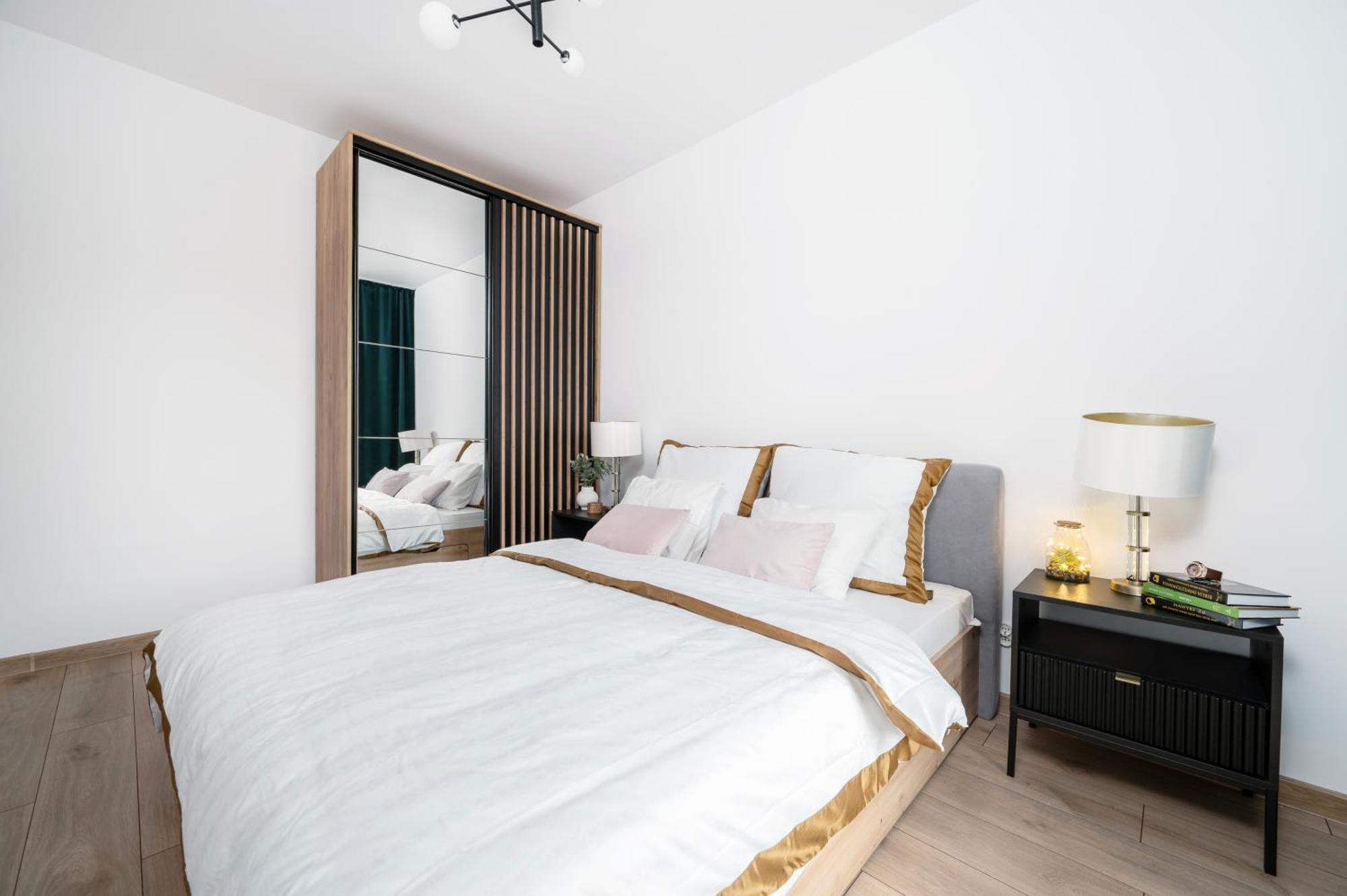 Manufaktura Residence - Apartamenty Prestiz Z Garazem Podziemnym I Dwoma Lazienkami Łódź Eksteriør billede
